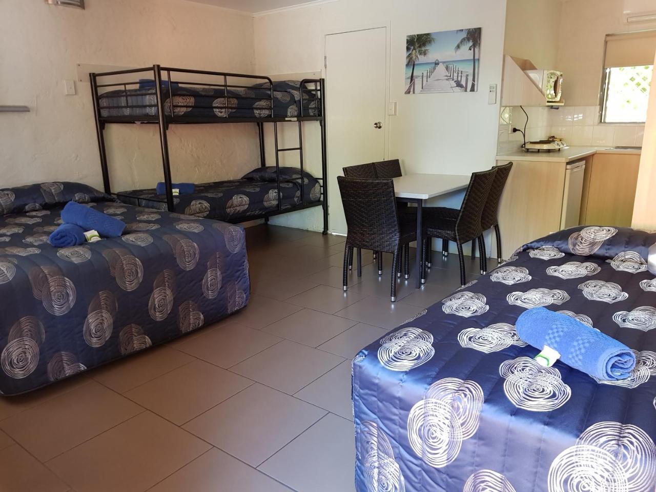 Mango Tree Motel Агнес-Уотер Экстерьер фото